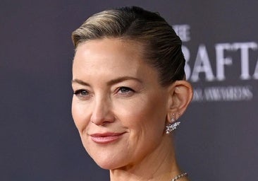 El secreto de los estilistas: la crema de peinado que controla y define el cabello a los 60